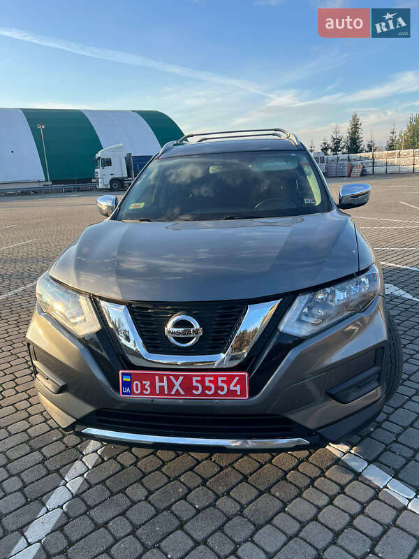 Позашляховик / Кросовер Nissan Rogue 2017 в Ужгороді фото 6 Позашляховик / Кросовер Nissan Rogue 2017 в Ужгороді