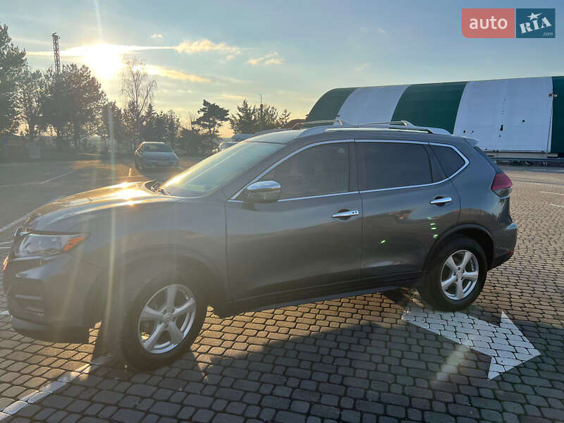 Позашляховик / Кросовер Nissan Rogue 2017 в Ужгороді фото 22 Позашляховик / Кросовер Nissan Rogue 2017 в Ужгороді