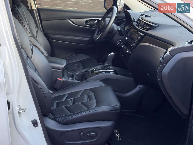 Позашляховик / Кросовер Nissan Rogue 2018 в Одесі фото 33 Позашляховик / Кросовер Nissan Rogue 2018 в Одесі