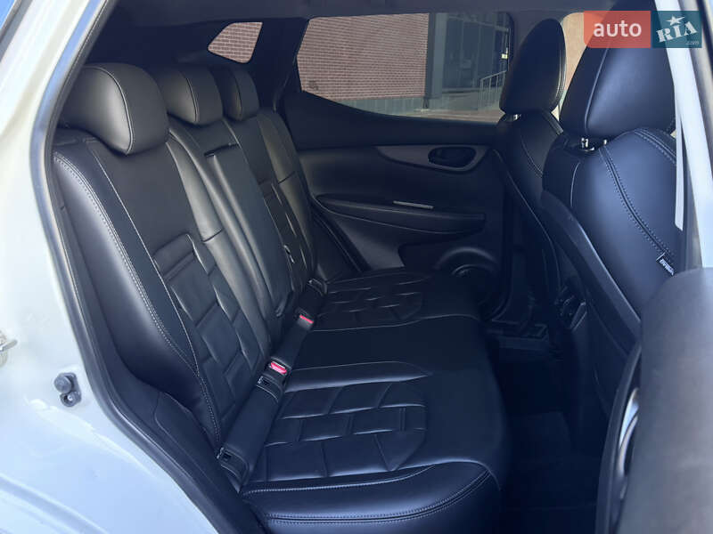 Позашляховик / Кросовер Nissan Rogue 2018 в Одесі фото 65 Позашляховик / Кросовер Nissan Rogue 2018 в Одесі