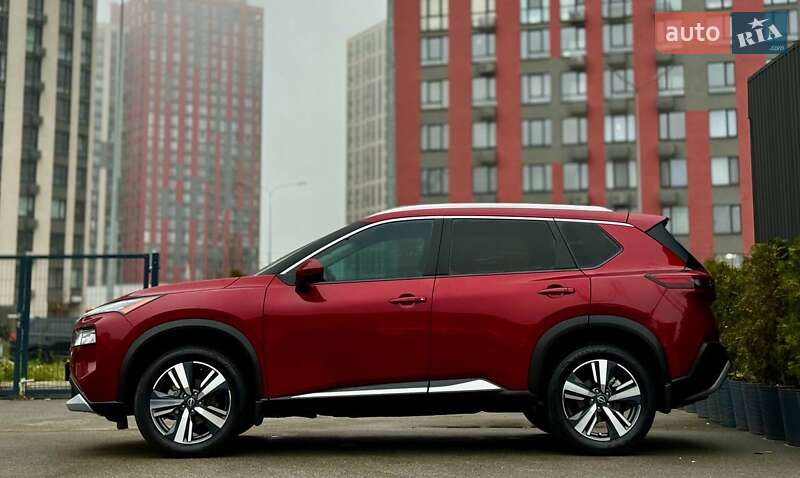 Внедорожник / Кроссовер Nissan Rogue 2022 в Киеве