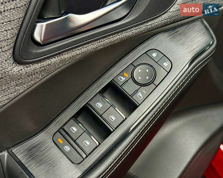 Внедорожник / Кроссовер Nissan Rogue 2022 в Киеве