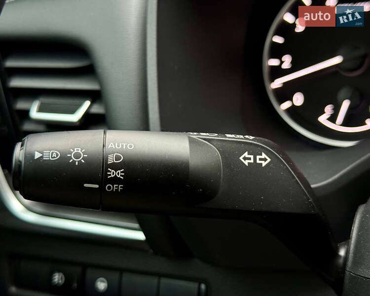 Внедорожник / Кроссовер Nissan Rogue 2022 в Киеве