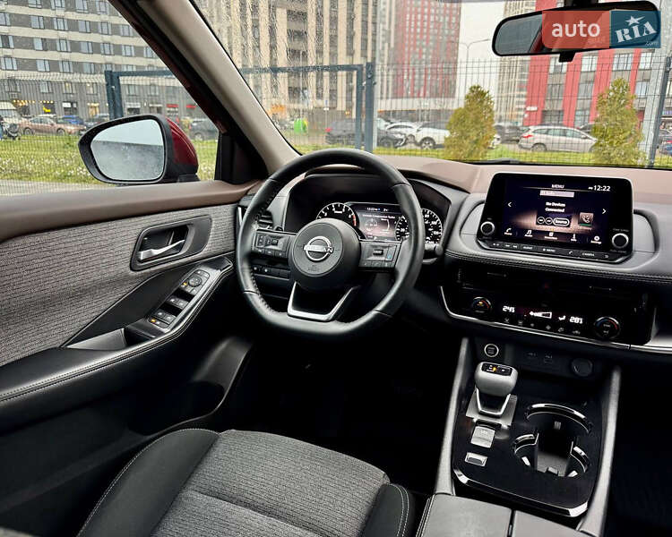 Внедорожник / Кроссовер Nissan Rogue 2022 в Киеве