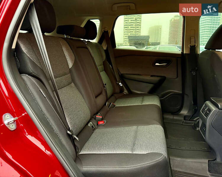 Внедорожник / Кроссовер Nissan Rogue 2022 в Киеве