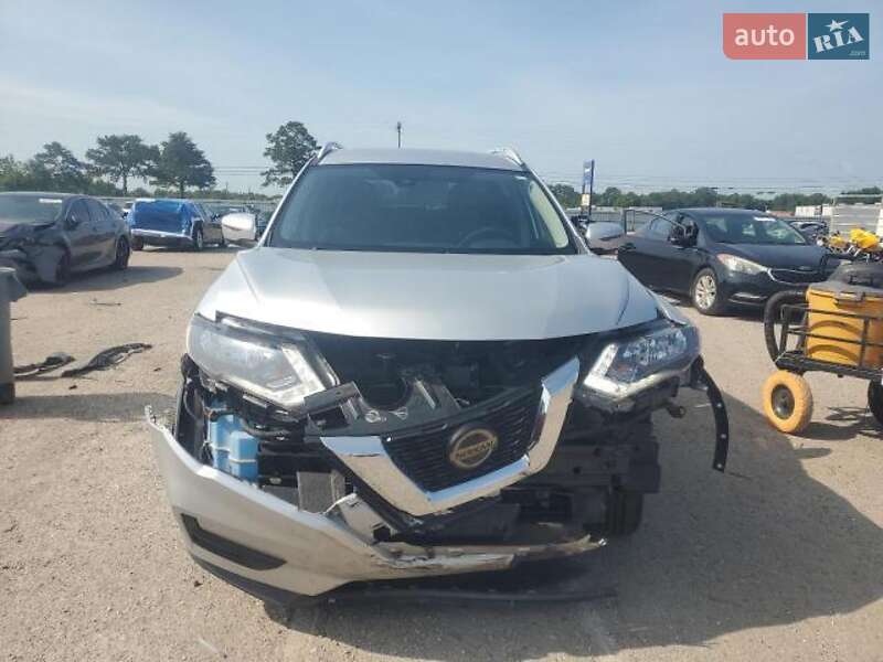 Внедорожник / Кроссовер Nissan Rogue 2019 в Львове