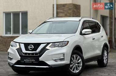 Внедорожник / Кроссовер Nissan Rogue 2017 в Одессе