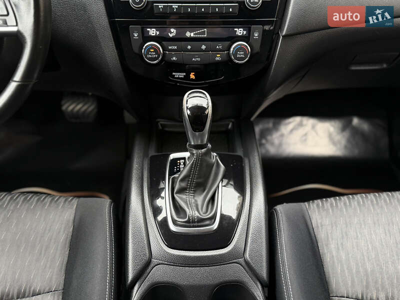 Внедорожник / Кроссовер Nissan Rogue 2017 в Одессе фото 48 Внедорожник / Кроссовер Nissan Rogue 2017 в Одессе