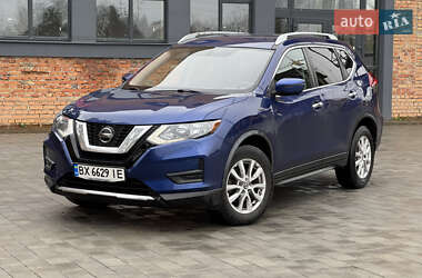 Позашляховик / Кросовер Nissan Rogue 2018 в Нетішині
