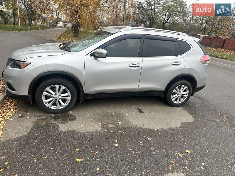 Внедорожник / Кроссовер Nissan Rogue 2014 в Полтаве