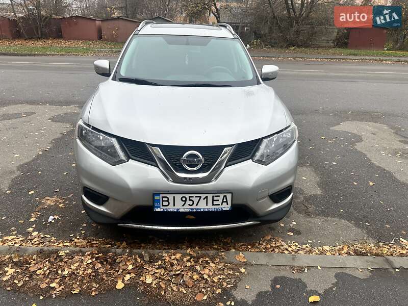 Внедорожник / Кроссовер Nissan Rogue 2014 в Полтаве