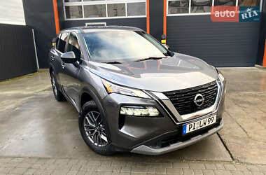Позашляховик / Кросовер Nissan Rogue 2023 в Львові