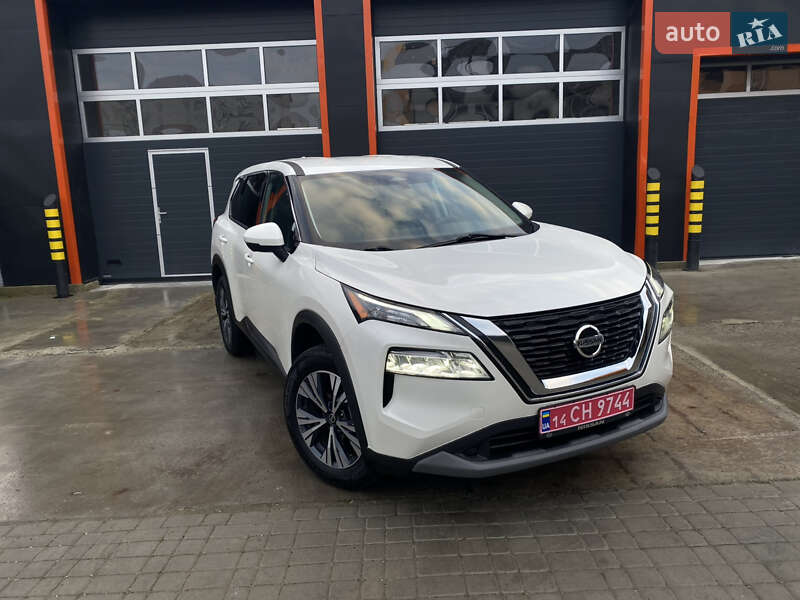 Nissan Rogue 2021