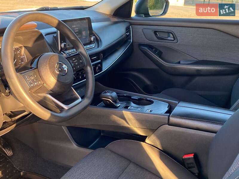 Внедорожник / Кроссовер Nissan Rogue 2021 в Полтаве