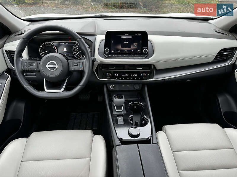 Внедорожник / Кроссовер Nissan Rogue 2022 в Луцке