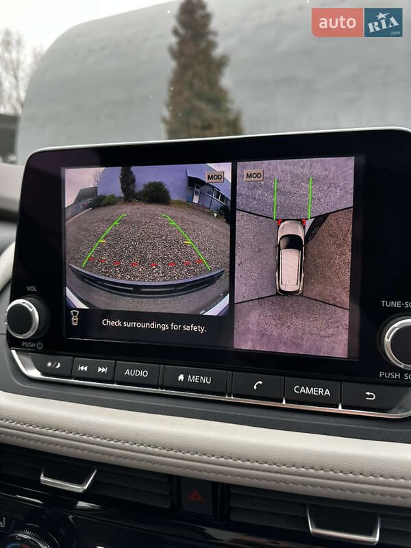 Внедорожник / Кроссовер Nissan Rogue 2022 в Луцке