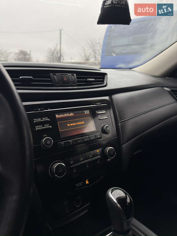 Внедорожник / Кроссовер Nissan Rogue 2017 в Одессе