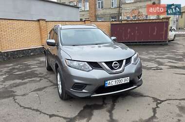 Позашляховик / Кросовер Nissan Rogue 2015 в Володимирі
