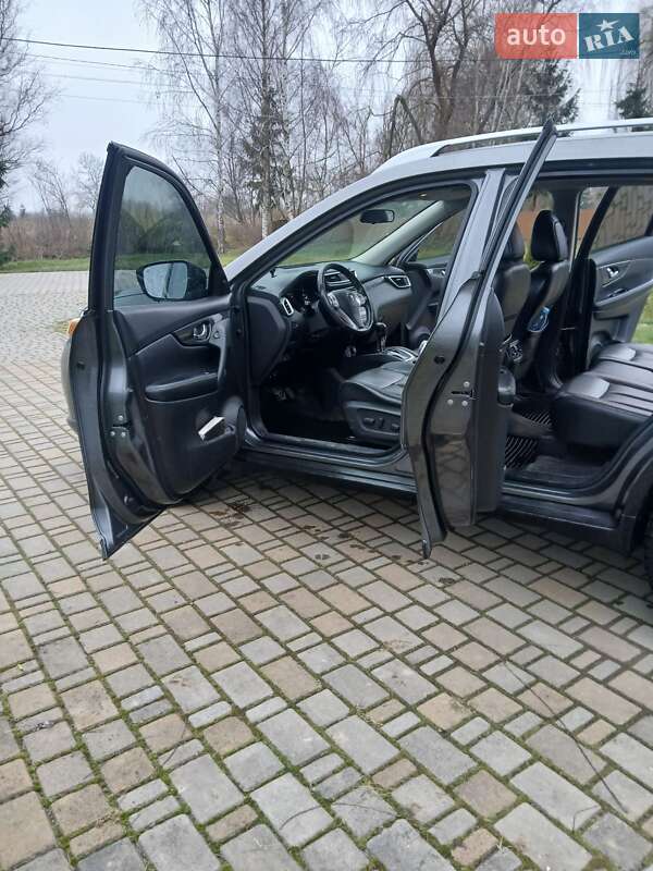 Позашляховик / Кросовер Nissan Rogue 2014 в Івано-Франківську