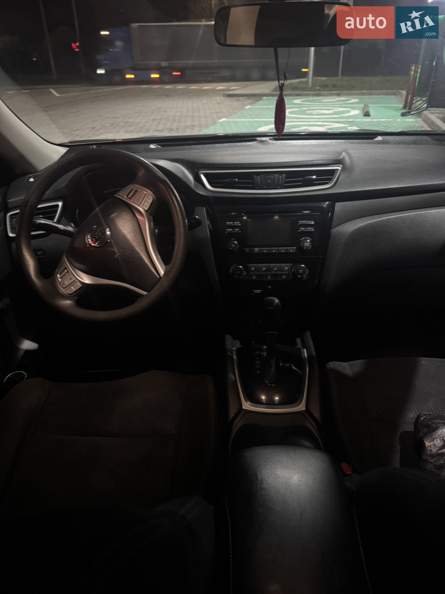 2016 Nissan Rogue - мініатюра 14