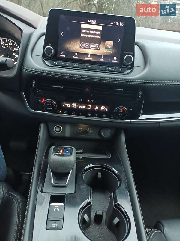 Позашляховик / Кросовер Nissan Rogue 2022 в Дніпрі