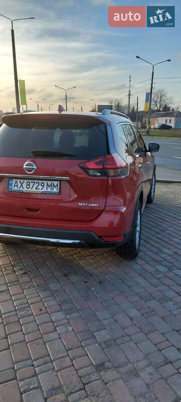 Позашляховик / Кросовер Nissan Rogue 2017 в Харкові