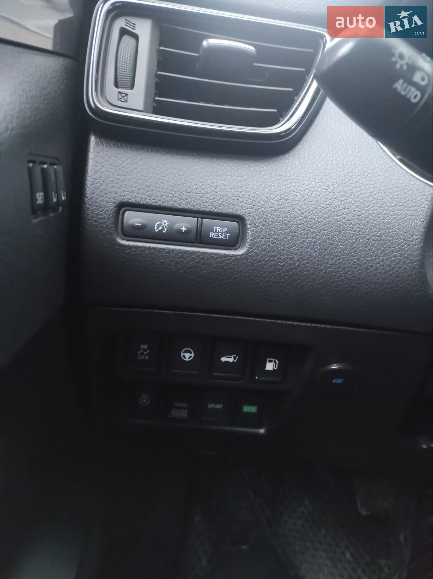 2018 Nissan Rogue - мініатюра 31