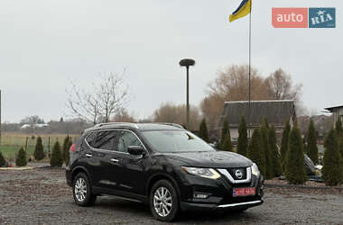 Внедорожник / Кроссовер Nissan Rogue 2019 в Ровно