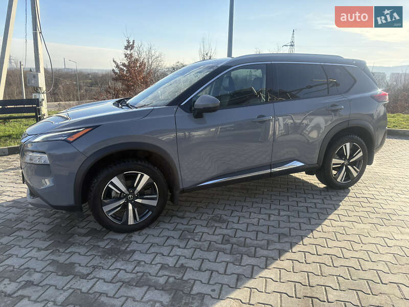 Внедорожник / Кроссовер Nissan Rogue 2020 в Львове