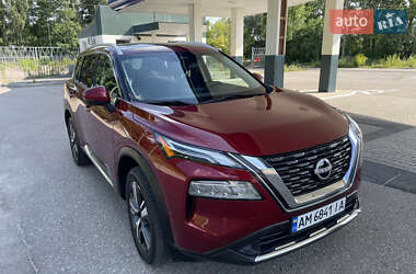 Позашляховик / Кросовер Nissan Rogue 2022 в Житомирі