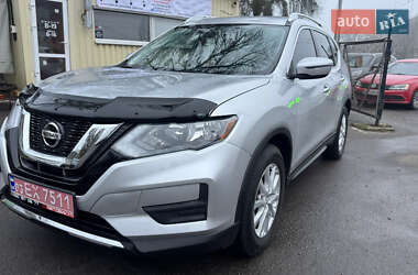 Внедорожник / Кроссовер Nissan Rogue 2018 в Полтаве