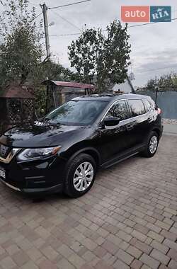 Позашляховик / Кросовер Nissan Rogue 2017 в Хмельницькому