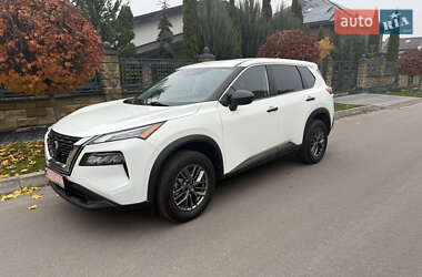 Позашляховик / Кросовер Nissan Rogue 2021 в Рівному