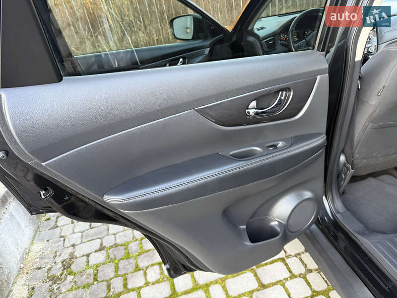 Внедорожник / Кроссовер Nissan Rogue 2017 в Дрогобыче фото 33 Внедорожник / Кроссовер Nissan Rogue 2017 в Дрогобыче