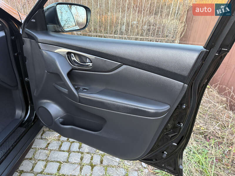 Внедорожник / Кроссовер Nissan Rogue 2017 в Дрогобыче фото 39 Внедорожник / Кроссовер Nissan Rogue 2017 в Дрогобыче