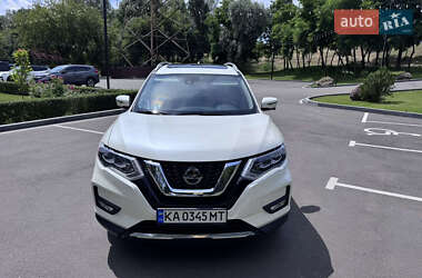 Внедорожник / Кроссовер Nissan Rogue 2018 в Киеве