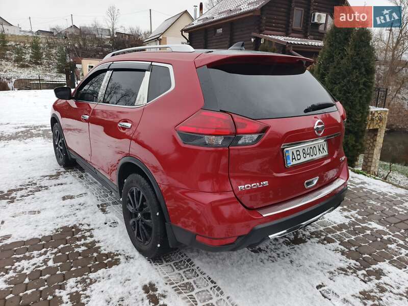 Позашляховик / Кросовер Nissan Rogue 2017 в Липовці