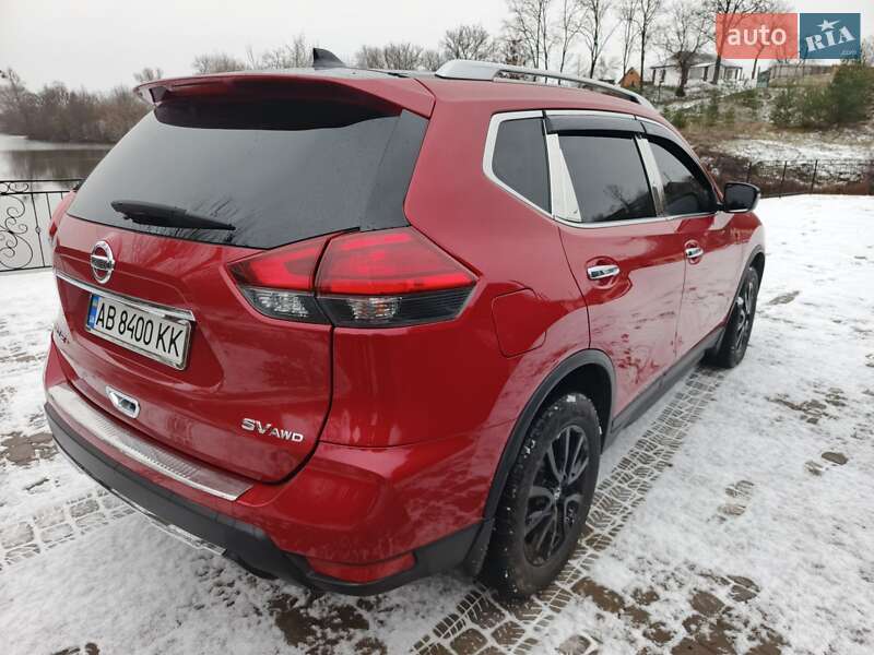 Позашляховик / Кросовер Nissan Rogue 2017 в Липовці