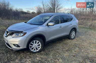 Внедорожник / Кроссовер Nissan Rogue 2015 в Полтаве