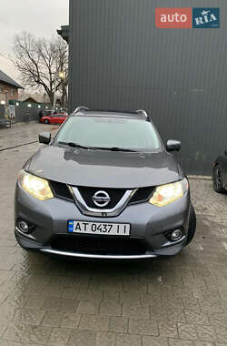 Позашляховик / Кросовер Nissan Rogue 2016 в Івано-Франківську