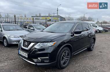 Внедорожник / Кроссовер Nissan Rogue 2017 в Николаеве