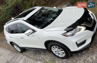 Позашляховик / Кросовер Nissan Rogue 2018 в Дніпрі