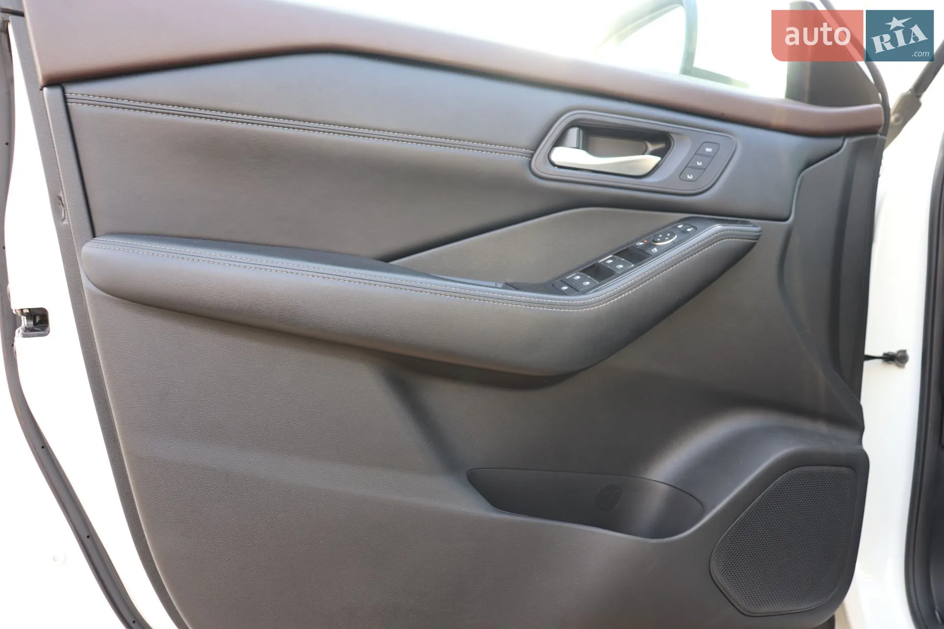 2023 Nissan Rogue - мініатюра 38