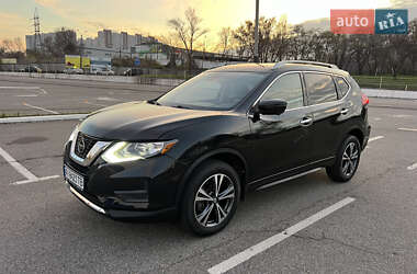 Позашляховик / Кросовер Nissan Rogue 2019 в Києві