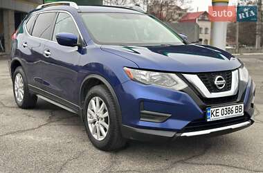 Внедорожник / Кроссовер Nissan Rogue 2017 в Днепре