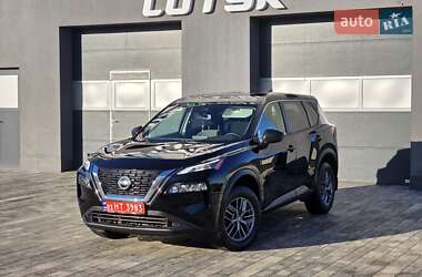 Внедорожник / Кроссовер Nissan Rogue 2021 в Луцке