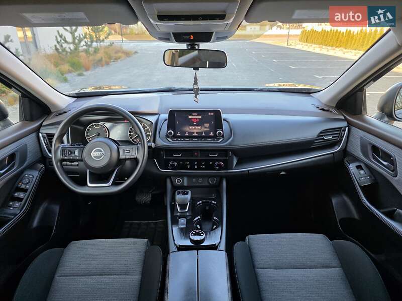 Позашляховик / Кросовер Nissan Rogue 2021 в Луцьку