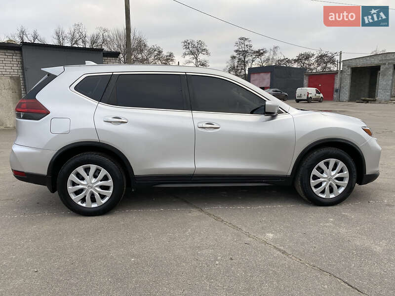 Позашляховик / Кросовер Nissan Rogue 2020 в Кременчуці