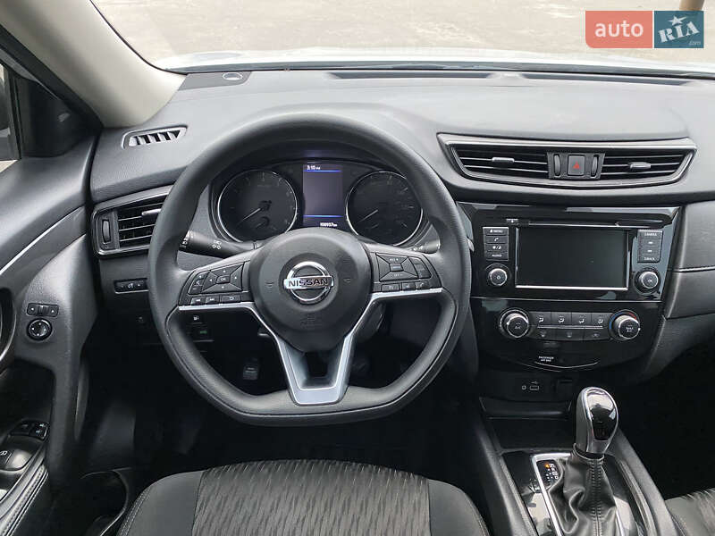 Позашляховик / Кросовер Nissan Rogue 2020 в Кременчуці