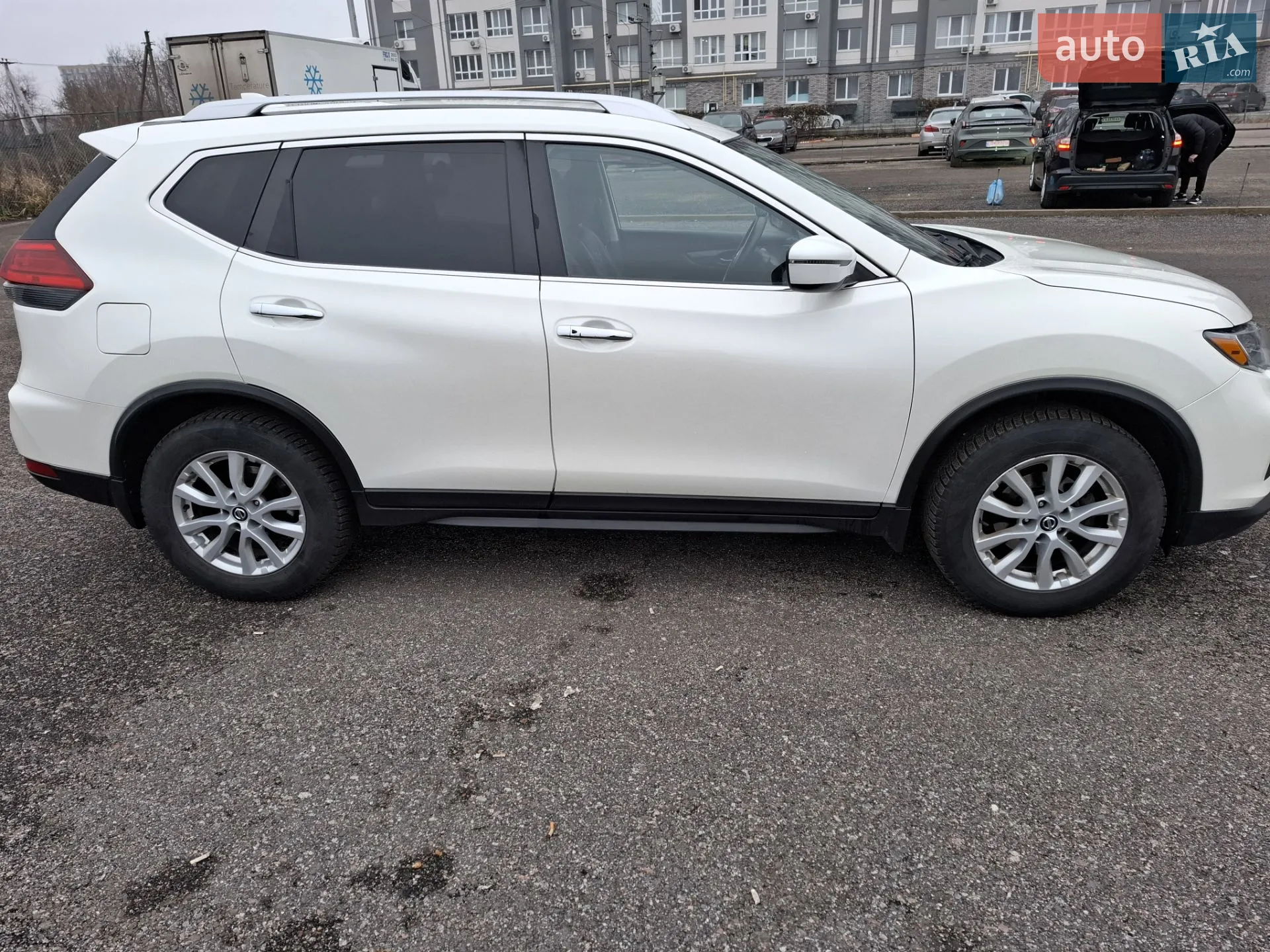2017 Nissan Rogue - мініатюра 8